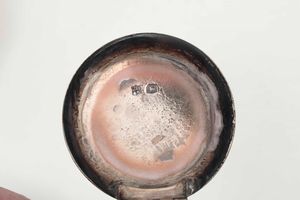 Calamaio. Argento fuso, sagomato, traforato e vetro molato. Marchi della città di Sheffield per l'anno 1936 e dell'argentiere Cooper brothers & sons  - Asta Argenti - Associazione Nazionale - Case d'Asta italiane