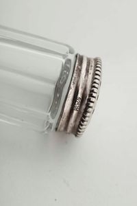 Set di porta sale e pepe in argento sterling e vetro. Argenteria del XX secolo  - Asta Argenti - Associazione Nazionale - Case d'Asta italiane