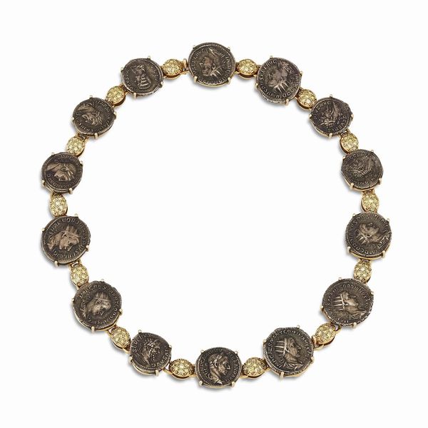 HEMMERLE COLLANA A CATENA CON MONETE E DIAMANTI  - Asta Gioielli - Associazione Nazionale - Case d'Asta italiane