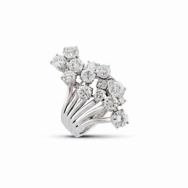 ANELLO A FASCIA CON DIAMANTI  - Asta Gioielli - Associazione Nazionale - Case d'Asta italiane