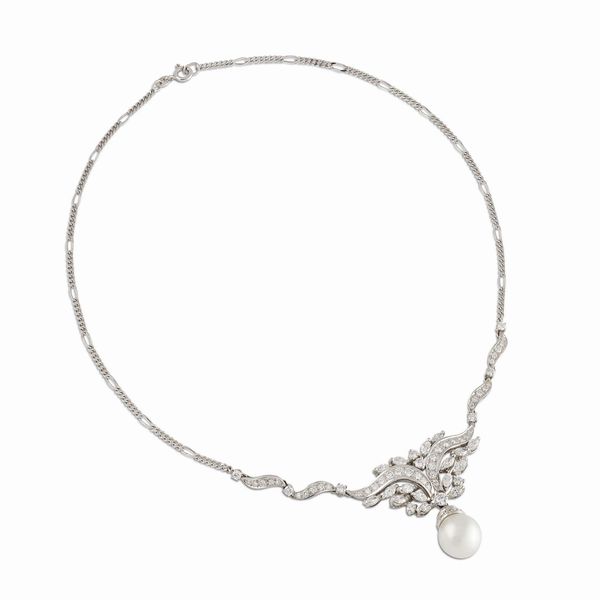 COLLANA CON PERLA SOUTH SEA E DIAMANTI  - Asta Gioielli - Associazione Nazionale - Case d'Asta italiane