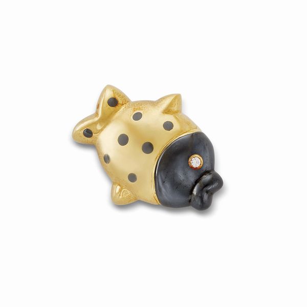 Faraone : FARAONE SPILLA A FORMA DI PESCE  - Asta Gioielli - Associazione Nazionale - Case d'Asta italiane