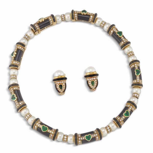 bulgari : BULGARI DEMI PARURE CON ONICE PERLE E SMERALDI  - Asta Gioielli - Associazione Nazionale - Case d'Asta italiane