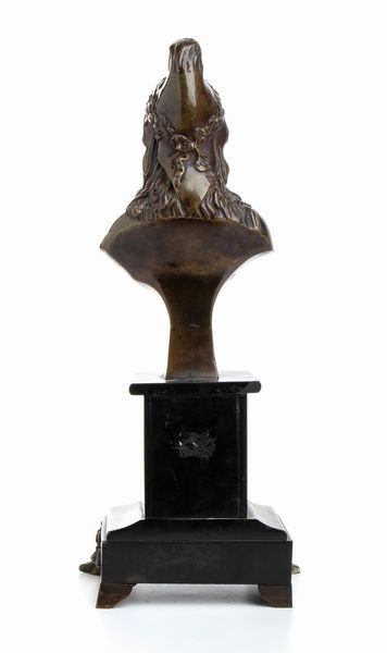 Grande scultura in bronzo raffigurante la Marianna  - Asta Militaria, Ordini cavallereschi, Napoleonica - Associazione Nazionale - Case d'Asta italiane