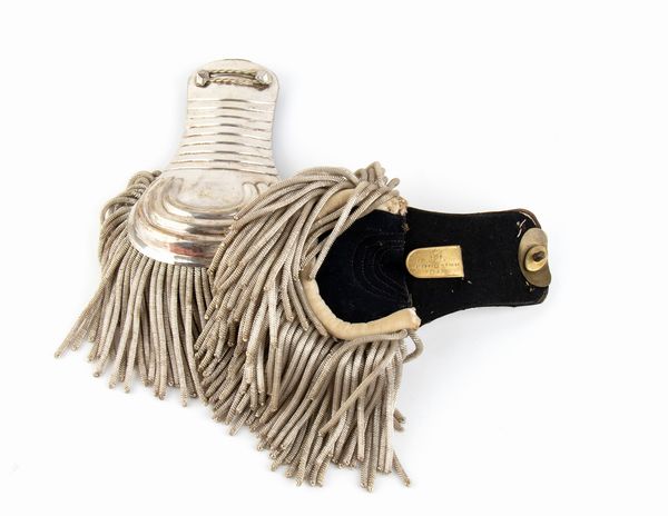 Italia, Regno, coppia di  spalline da tenente armi a piedi  - Asta Militaria, Ordini cavallereschi, Napoleonica - Associazione Nazionale - Case d'Asta italiane