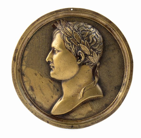 Placca in bronzo raffigurante il busto di Napoleone  - Asta Militaria, Ordini cavallereschi, Napoleonica - Associazione Nazionale - Case d'Asta italiane