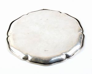 piccolo salver argento con iscrizione patriottica di carattere aviatorio  - Asta Militaria, Ordini cavallereschi, Napoleonica - Associazione Nazionale - Case d'Asta italiane