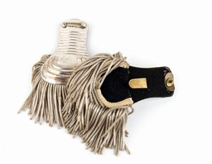 Italia, Regno, coppia di  spalline da tenente armi a piedi  - Asta Militaria, Ordini cavallereschi, Napoleonica - Associazione Nazionale - Case d'Asta italiane