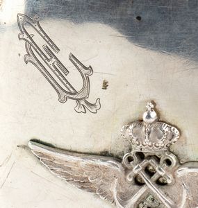 Portasigarette in argento con fregio Dirigibilista  - Asta Militaria, Ordini cavallereschi, Napoleonica - Associazione Nazionale - Case d'Asta italiane