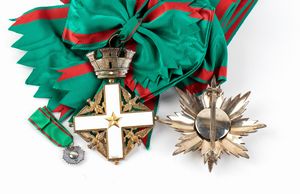 Italia, Repubblica, insegna di Gran croce dell'Ordine al merito  - Asta Militaria, Ordini cavallereschi, Napoleonica - Associazione Nazionale - Case d'Asta italiane
