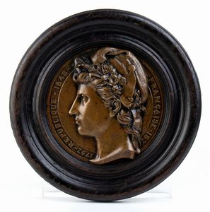 Due grandi placche in bronzo con cornice in legno  - Asta Militaria, Ordini cavallereschi, Napoleonica - Associazione Nazionale - Case d'Asta italiane