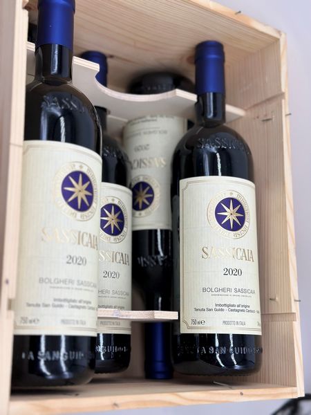 Tenuta San Guido Bolgheri, Sassicaia  - Asta Vini Rossi: grandi etichette d'Italia e Francia. Con una selezione di vini bianchi e champagne - Associazione Nazionale - Case d'Asta italiane