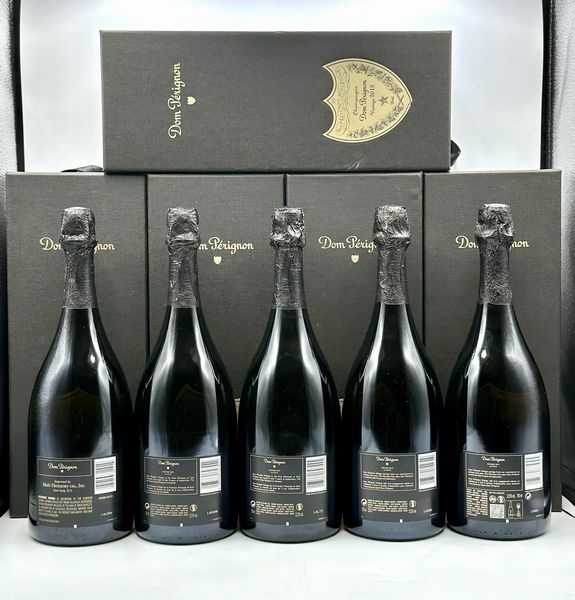 Moët & Chandon, Dom Pérignon Brut Vintage 2008-2009-2010-2012-2013  - Asta Vini Rossi: grandi etichette d'Italia e Francia. Con una selezione di vini bianchi e champagne - Associazione Nazionale - Case d'Asta italiane