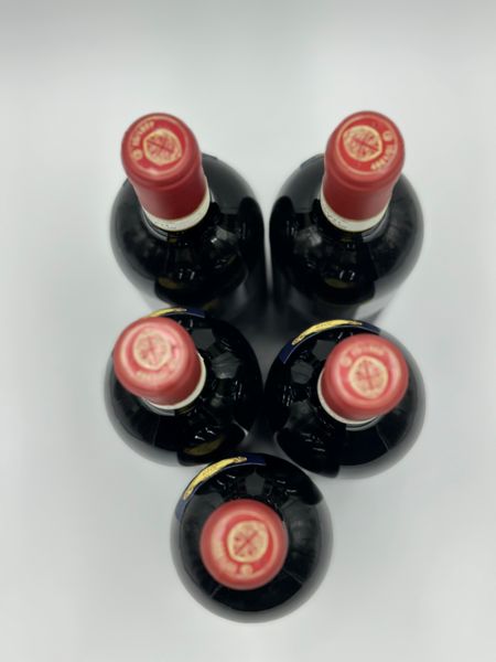 Fattoria Barbi, Brunello di Montalcino, 2018  - Asta Vini Rossi: grandi etichette d'Italia e Francia. Con una selezione di vini bianchi e champagne - Associazione Nazionale - Case d'Asta italiane