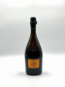 Veuve Clicquot La Grande Dame 2006 , 2006  - Asta Vini Rossi: grandi etichette d'Italia e Francia. Con una selezione di vini bianchi e champagne - Associazione Nazionale - Case d'Asta italiane