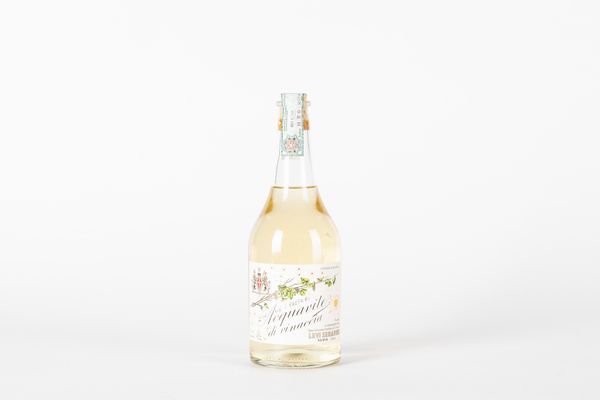 Italia : Serafino Levi Acquavite di vinaccia Gi� I Pastori  - Asta Distillati da Collezione - Associazione Nazionale - Case d'Asta italiane