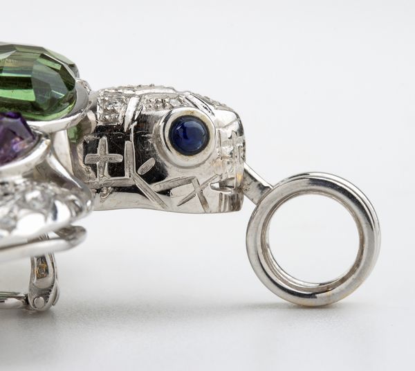 Spilla - Pendente tartaruga in oro, diamanti e paste vitree  - Asta Gioielli, Orologi e Penne - Associazione Nazionale - Case d'Asta italiane