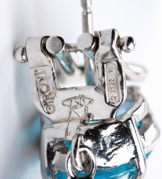 Orecchini pendenti in oro con perle e topazi azzurri  - Asta Gioielli, Orologi e Penne - Associazione Nazionale - Case d'Asta italiane