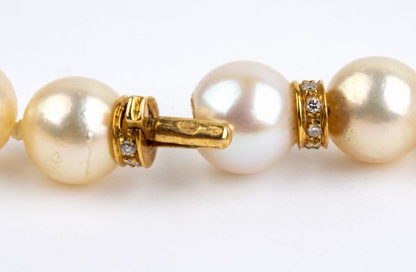 Collana di perle con diamanti  - Asta Gioielli, Orologi e Penne - Associazione Nazionale - Case d'Asta italiane