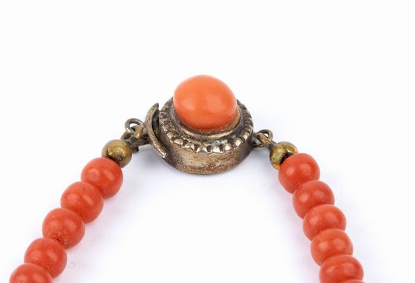 Girocollo in corallo rosso Mediterraneo  - Asta Gioielli, Orologi e Penne - Associazione Nazionale - Case d'Asta italiane