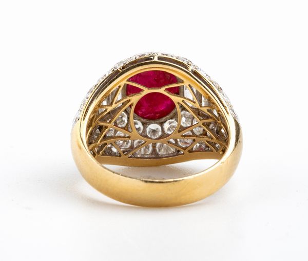 Anello in oro con rubino e diamanti  - Asta Gioielli, Orologi e Penne - Associazione Nazionale - Case d'Asta italiane