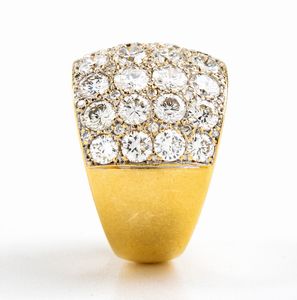 Anello in oro con diamanti  - Asta Gioielli, Orologi e Penne - Associazione Nazionale - Case d'Asta italiane