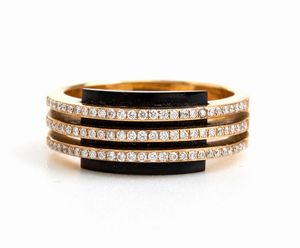 Anello in oro con diamanti  - Asta Gioielli, Orologi e Penne - Associazione Nazionale - Case d'Asta italiane