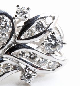 Paio di orecchini in oro con perle e diamanti  - Asta Gioielli, Orologi e Penne - Associazione Nazionale - Case d'Asta italiane