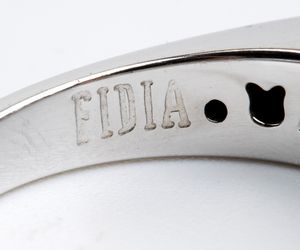 FIDIA : Anello in oro e diamanti  - Asta Gioielli, Orologi e Penne - Associazione Nazionale - Case d'Asta italiane