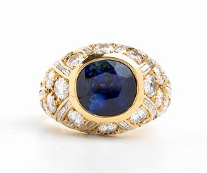 Anello in oro con zaffiro e diamanti  - Asta Gioielli, Orologi e Penne - Associazione Nazionale - Case d'Asta italiane
