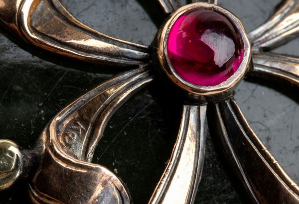 FABERGÉ CARL, a firma di : Importante kovsh in nefrite e smalto guilloch, firmata Faberg  - Asta Argenti, avori, coralli e altri oggetti d'arte provenienti da importanti collezioni private - Associazione Nazionale - Case d'Asta italiane