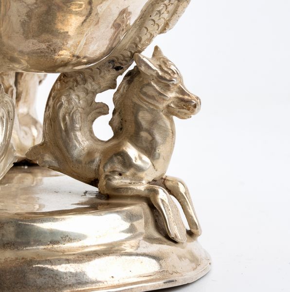 L. Neresheimer & Co. : Coppia di ciotole tedesche in argento  - Asta Argenti, avori, coralli e altri oggetti d'arte provenienti da importanti collezioni private - Associazione Nazionale - Case d'Asta italiane