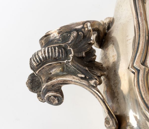 Zuppiera italiana in argento  - Asta Argenti, avori, coralli e altri oggetti d'arte provenienti da importanti collezioni private - Associazione Nazionale - Case d'Asta italiane