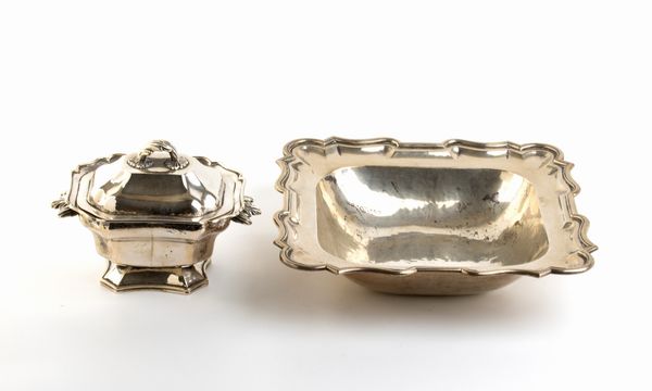 Risottiera e legumiera italiane in argento  - Asta Argenti, avori, coralli e altri oggetti d'arte provenienti da importanti collezioni private - Associazione Nazionale - Case d'Asta italiane