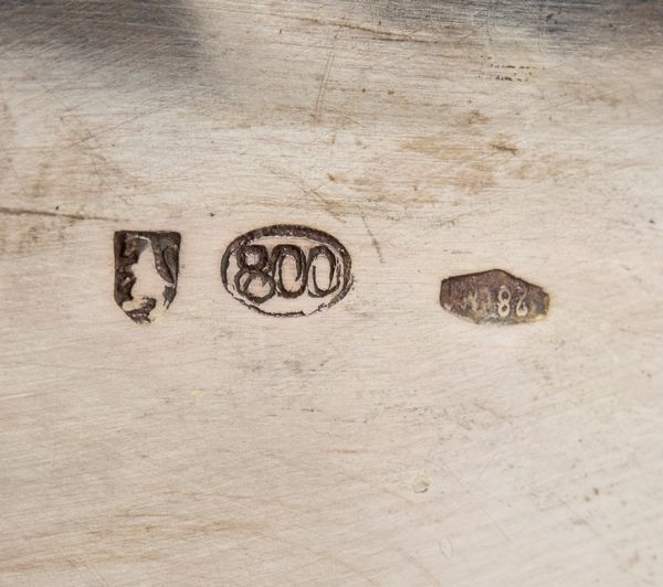 Fabbrica italiana argenterie di Alignani Pasquale & Alignani Mariano : Cestino italiano in argento  - Asta Argenti, avori, coralli e altri oggetti d'arte provenienti da importanti collezioni private - Associazione Nazionale - Case d'Asta italiane