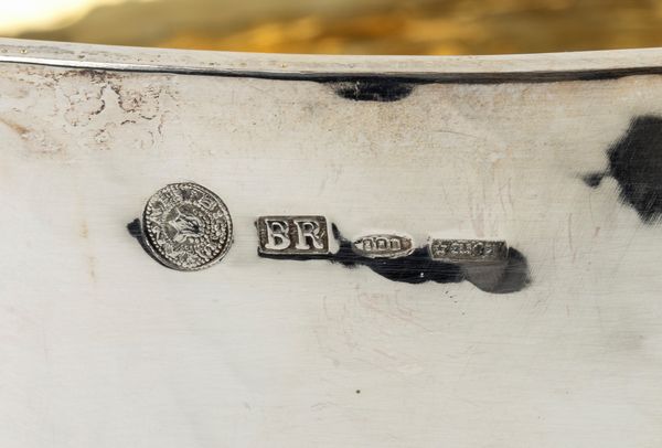 Brandimarte : Ciotola italiana in argento  - Asta Argenti, avori, coralli e altri oggetti d'arte provenienti da importanti collezioni private - Associazione Nazionale - Case d'Asta italiane