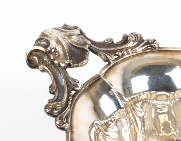 Cestino italiano in argento  - Asta Argenti, avori, coralli e altri oggetti d'arte provenienti da importanti collezioni private - Associazione Nazionale - Case d'Asta italiane