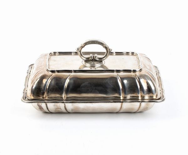 Legumiera italiana in argento  - Asta Argenti, avori, coralli e altri oggetti d'arte provenienti da importanti collezioni private - Associazione Nazionale - Case d'Asta italiane