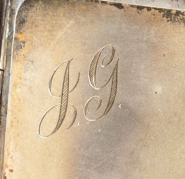 Charles S Green & Co Ltd : Portasigarette Art Déco inglese Slipway in argento e smalti policromi  - Asta Argenti, avori, coralli e altri oggetti d'arte provenienti da importanti collezioni private - Associazione Nazionale - Case d'Asta italiane