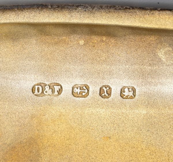 Lotto di cinque oggetti inglesi in argento  - Asta Argenti, avori, coralli e altri oggetti d'arte provenienti da importanti collezioni private - Associazione Nazionale - Case d'Asta italiane