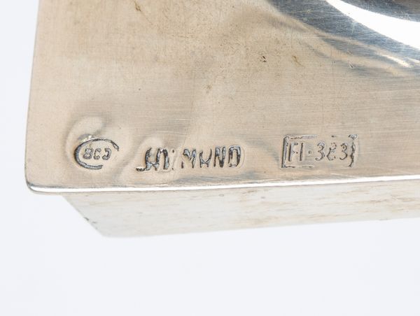 Fabbrica argenterie Etruria di Franceschina. Giachetti, Parigi & Santoni S.n.c. : Coppa italiana in argento  - Asta Argenti, avori, coralli e altri oggetti d'arte provenienti da importanti collezioni private - Associazione Nazionale - Case d'Asta italiane