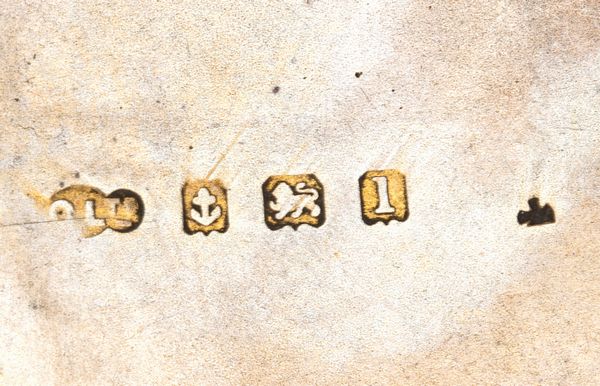 Lotto di quattro argenti inglesi  - Asta Argenti, avori, coralli e altri oggetti d'arte provenienti da importanti collezioni private - Associazione Nazionale - Case d'Asta italiane