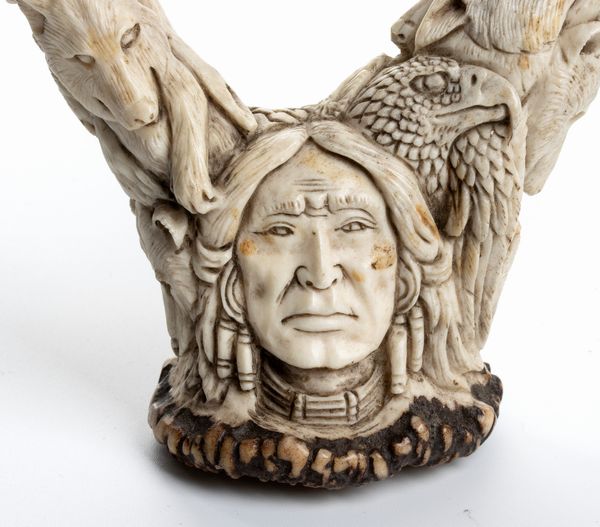 Scultura in corno di cervo  - Asta Argenti, avori, coralli e altri oggetti d'arte provenienti da importanti collezioni private - Associazione Nazionale - Case d'Asta italiane