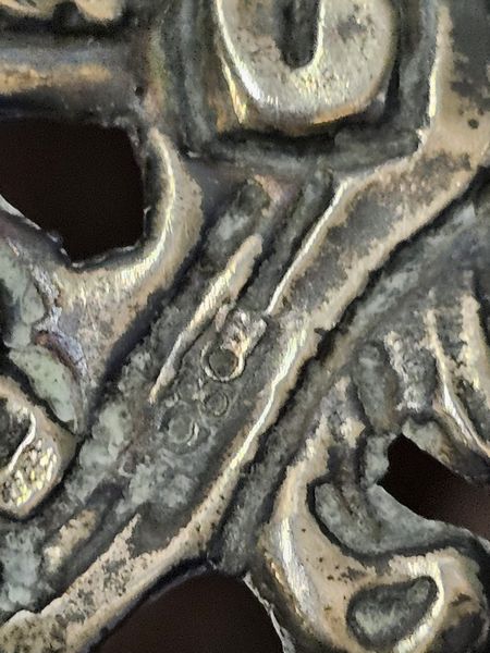 Andrea Tipa, Bottega di : Crocifisso italiano in avorio di elefante su croce in tartaruga e argento  - Asta Argenti, avori, coralli e altri oggetti d'arte provenienti da importanti collezioni private - Associazione Nazionale - Case d'Asta italiane