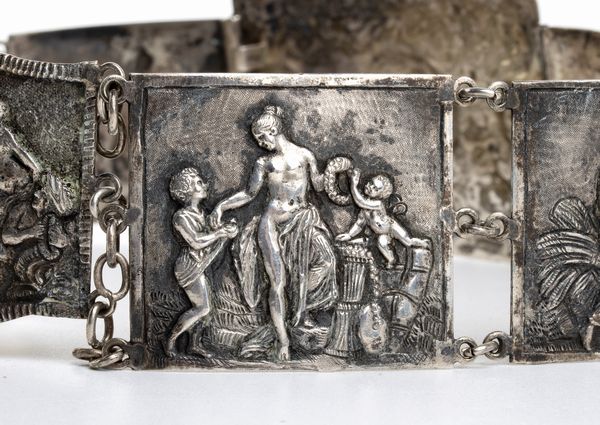 Demetrio Kremos : Cintura italiana in argento  - Asta Argenti, avori, coralli e altri oggetti d'arte provenienti da importanti collezioni private - Associazione Nazionale - Case d'Asta italiane