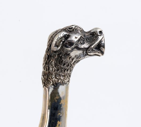 Raffaele Parascandolo : Caffettiera italiana in argento  - Asta Argenti, avori, coralli e altri oggetti d'arte provenienti da importanti collezioni private - Associazione Nazionale - Case d'Asta italiane