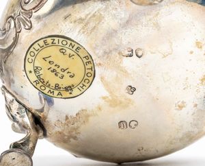 George John Richards & Edward Charles Brown : Coppia di saliere vittoriane inglesi in argento  - Asta Argenti, avori, coralli e altri oggetti d'arte provenienti da importanti collezioni private - Associazione Nazionale - Case d'Asta italiane