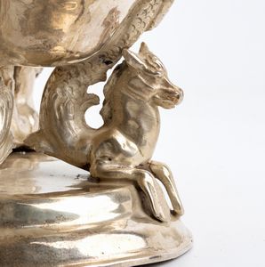 L. Neresheimer & Co. : Coppia di ciotole tedesche in argento  - Asta Argenti, avori, coralli e altri oggetti d'arte provenienti da importanti collezioni private - Associazione Nazionale - Case d'Asta italiane