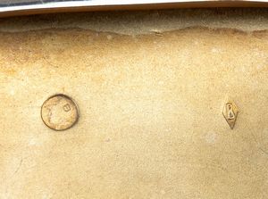 Portasigarette Art Dco olandese in argento e smalti  - Asta Argenti, avori, coralli e altri oggetti d'arte provenienti da importanti collezioni private - Associazione Nazionale - Case d'Asta italiane