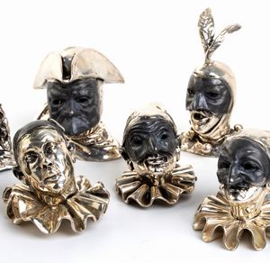 F.lli Menegatti S.d.f. : Set di 12 segnaposto italiani in argento  - Asta Argenti, avori, coralli e altri oggetti d'arte provenienti da importanti collezioni private - Associazione Nazionale - Case d'Asta italiane